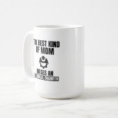 Die beste Sorte Mutter bringt einen Elektroingenie Kaffeetasse (Vorderseite Links)