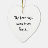 Die besten Umarmungen kommen von Nana Keramikornament (Links)