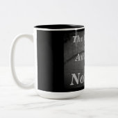 Die bezauberten Autoren von Norwich Zweifarbige Tasse (Links)