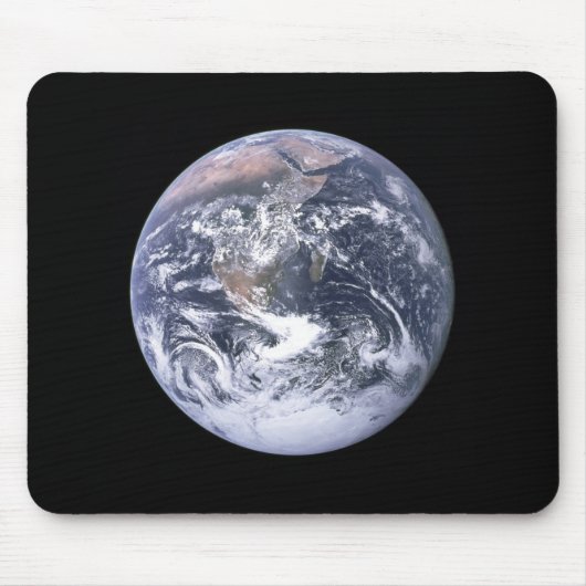 "Die blaue Marmor" Erde scheint von Apollo 17 Mousepad (Vorne)