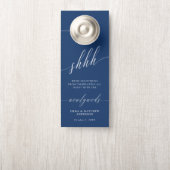 Die blaue weiße Kalligrafie stört die Hochzeit nic Türanhänger (Auf Knauf)