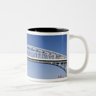 Die blaues Wasser-Brücke ist eine Doppel-spanne Zweifarbige Tasse