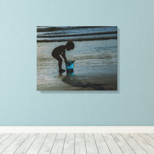Die Blue Bucket Silhoutte Beach Children Leinwanddruck (Insitu (Holzboden))