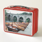 Die Boote am Fluss Durham Metall Brotdose (Rückseite)