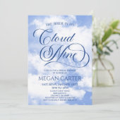 Die Braut ist auf neun Brautparty wolkig Einladung (Stehend Vorderseite)