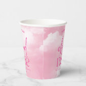 Die Braut ist auf wolkigen neunfarbigen Brautparty Pappbecher (Rechts)