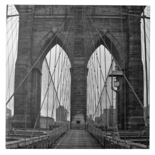 Die Brooklyn Bridge in New York City Fliese