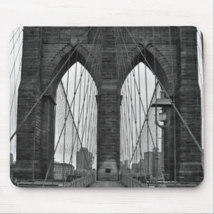 Die Brooklyn Bridge in New York City Mousepad