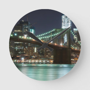 Die Brooklyn-Brücke - Farbe Runde Wanduhr