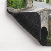Die Brücke im Schloss Combe, BRITISCHES mousepad (Ecke)