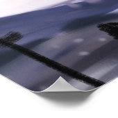 Die Brücke in der Dämmerung Poster (Ecke)