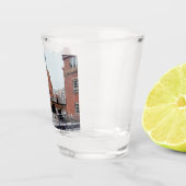 Die Brücke Schnapsglas (Rechts)