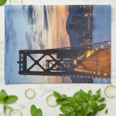 Die Bucht-Brücke von der Schatzinsel Handtuch (Gefaltet)