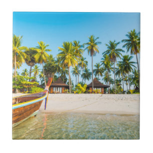 Die Bungalowe des Fremdenverkehrsorts auf dem Fliese