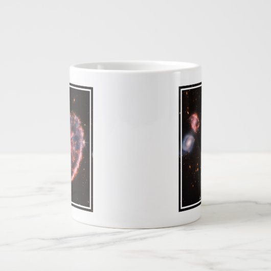 Die Cartwheel Galaxie und ihre Begleitgalaxien. Jumbo-Tasse (Vorderseite)