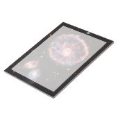 Die Cartwheel Galaxie und ihre Begleitgalaxien. Notizblock (angewinkelt)