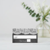 Die Chalkboard & Lace Wedding Collection Platzkarte (Stehend Vorderseite)