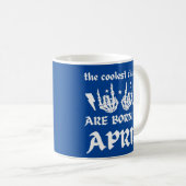 DIE COOLEN SCHICKEN SIND IM APRIL GEBOREN KAFFEETASSE (VorderseiteRechts)