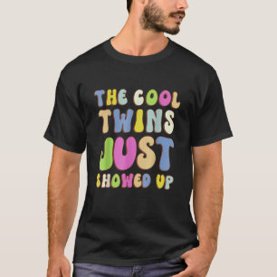 Die Coolen Zwillinge, die gerade erwachsen waren, T-Shirt