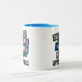 Die coolsten Leute auf Erdspiel-aufrechtem Baß Zweifarbige Tasse (Mittel)