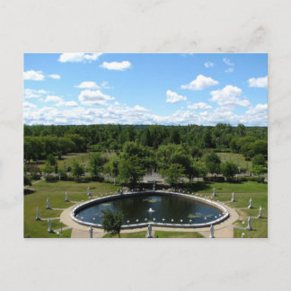 Die Dame der Basilika Fatima Shrine Rosary Pond Postkarte