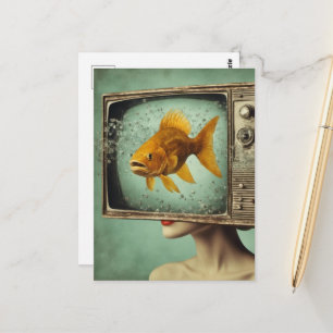 Die Dame mit einem Goldfisch-TV-Kopf Fantasy Postkarte