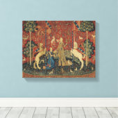 Die Dame und das Einhorn: 'Geschmack' Leinwanddruck (Insitu (Holzboden))