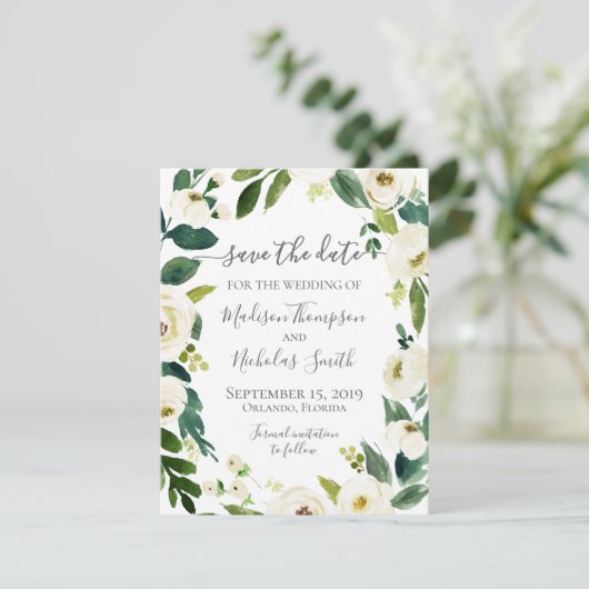 Die Datumskarte wird bei einer weißen Blume-Kranz- Save The Date (Stehend Vorderseite)