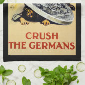 Die Deutschen zerschlagen Geschirrtuch (Gefaltet)