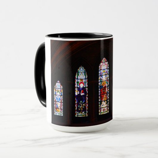 Die devine Tasse (Vorderseite Links)