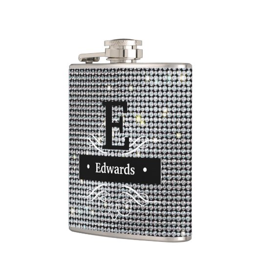 Die Diamant-Flasche, glänzender weißer Kristall Flachmann (Links)