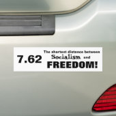 Die Distanz zwischen Sozialismus und Freiheitslähm Autoaufkleber (Auf Auto)