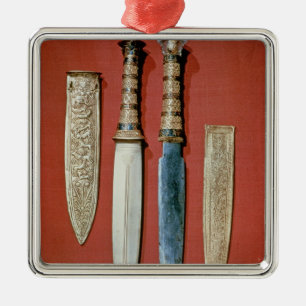 Die Dolche des Königs zwei, vom Grab von Silbernes Ornament