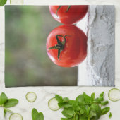 Die drei Tomaten Geschirrtuch (Gefaltet)