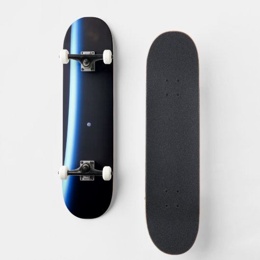 Die dünne Atmosphäre der Erde und ein blühender Mo Skateboard (Vorderseite)