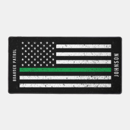 Die dünne grüne Linie stört die amerikanische Flag Schreibtischunterlage