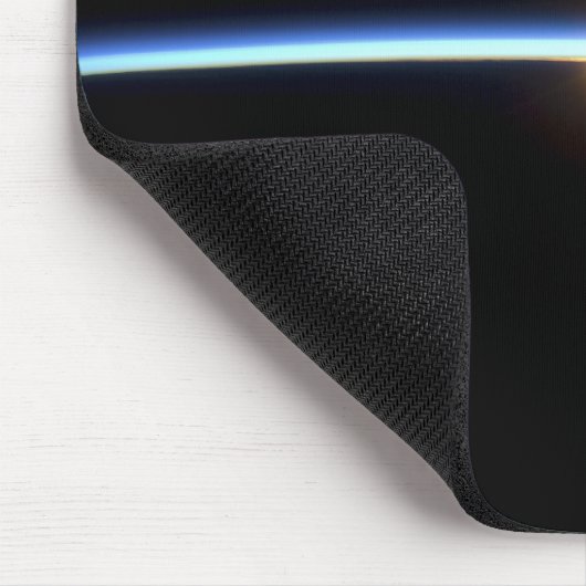 Die dünne Linie der Erdatmosphäre 2 Mousepad (Ecke)
