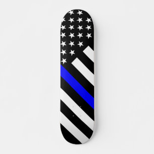 Die dünne Schwarzweiss-US Flagge Blue Lines Skateboard