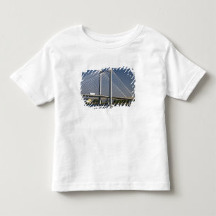 Die Ed-Hendler-Brücke überspannt den Columbia Rive Kleinkind T-shirt
