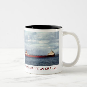 Die Edmund Fitzgerald mit Besatzungsnamen Zweifarbige Tasse