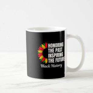 Die Ehrung der Vergangenheit, die die Zukunft der Kaffeetasse