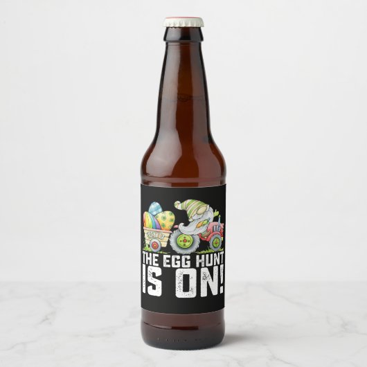 Die Eierjagd ist an sonnigen Ostern. Bierflaschenetikett (Vorderseite)