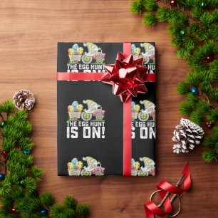 Die Eiersuche ist auf Gnom lustige Ostern Geschenkpapier