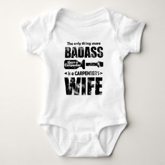 Die einzige Sache mehr Badass als ein Tischler ist Baby Strampler