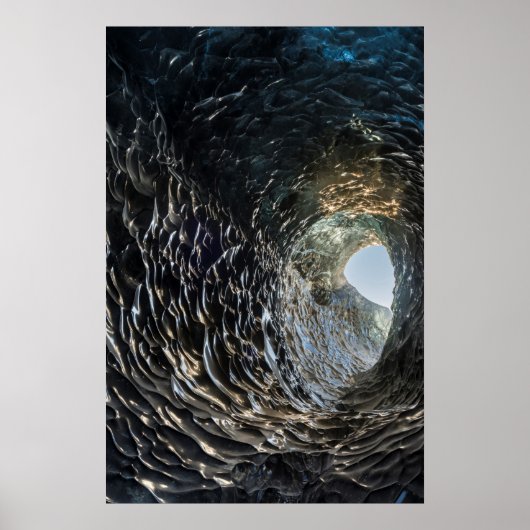 Die Eishöhle öffnet sich Poster (Vorne)