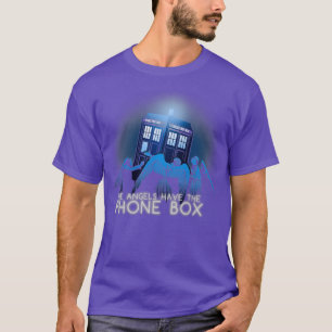 Die Engel haben die Telefonzelle Classic T-Shirt
