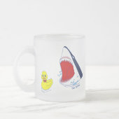 Die Ente und die Haifisch-Tasse Mattglastasse (Links)