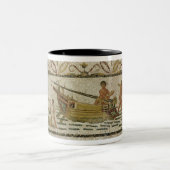 Die Entleerung eines Schiffs Zweifarbige Tasse (Mittel)