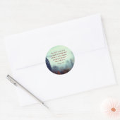 Die Ephesianer 3:20 Unser Gott ist... Fall Forest Runder Aufkleber (Umschlag)