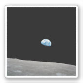 Die Erde erhebt sich über dem Mondlicht. Aufkleber (Vorderseite)